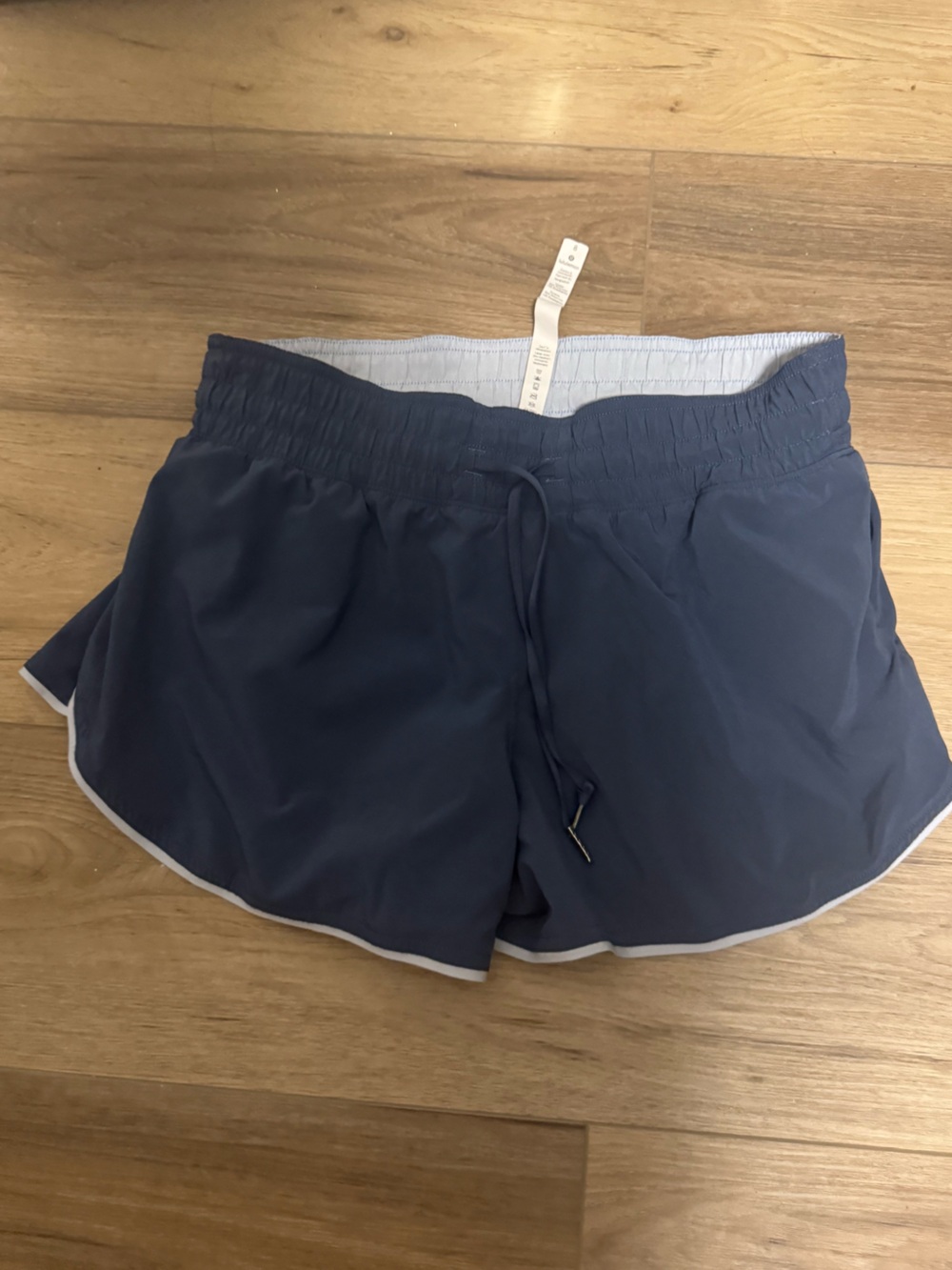 lululemon Choose A Side Shorts Size 8 blue light blue